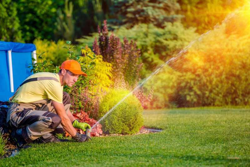 sprinkler-adjustment-fall-custom-lawn-kc.jpg